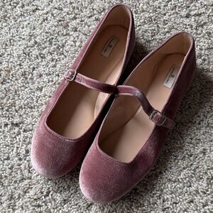 Bandolino Velvet Mary Jane Flats in Dusty Mauve Size 9.5